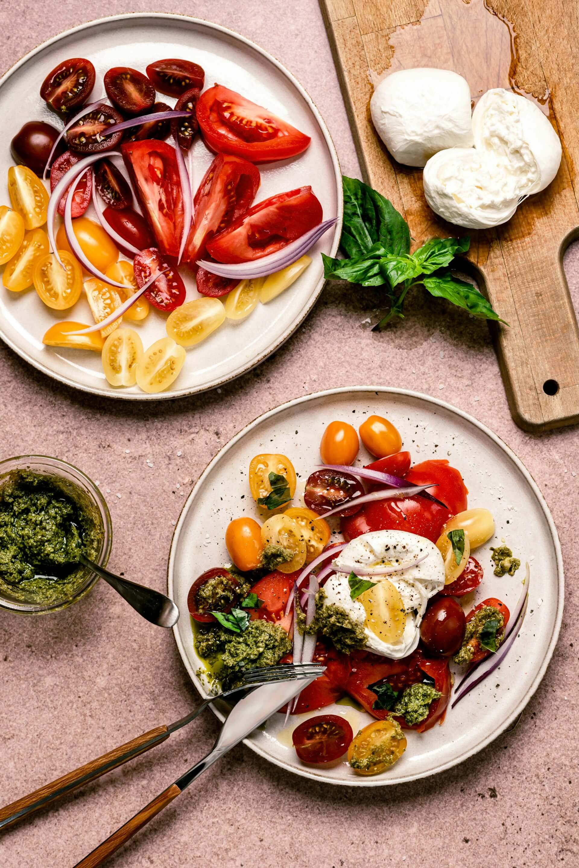 Poached eggs with tomatos recipe